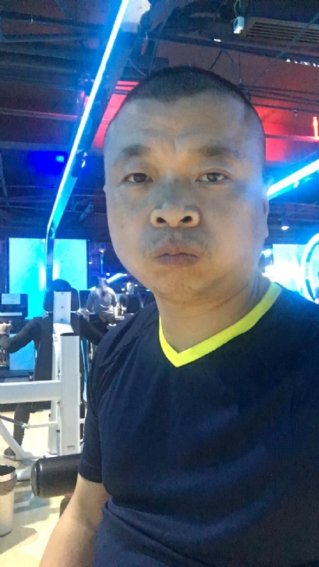 奋斗的第一张照片--佛冈残疾人相亲网